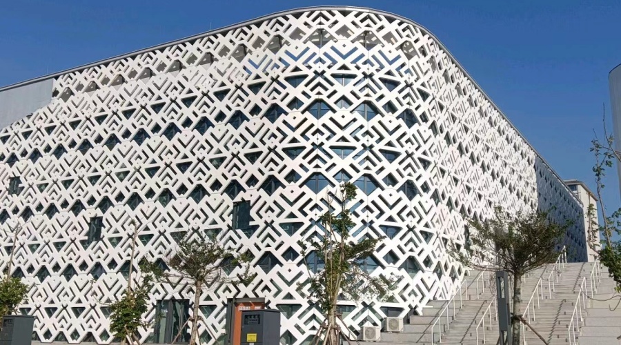 海南體育中心UHPC圖騰板項(xiàng)目 海南體育中心UHPC圖騰板項(xiàng)目