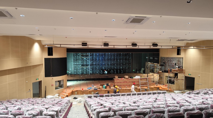 廣州黃埔會(huì)元中學(xué)GRG報(bào)告廳工程案例