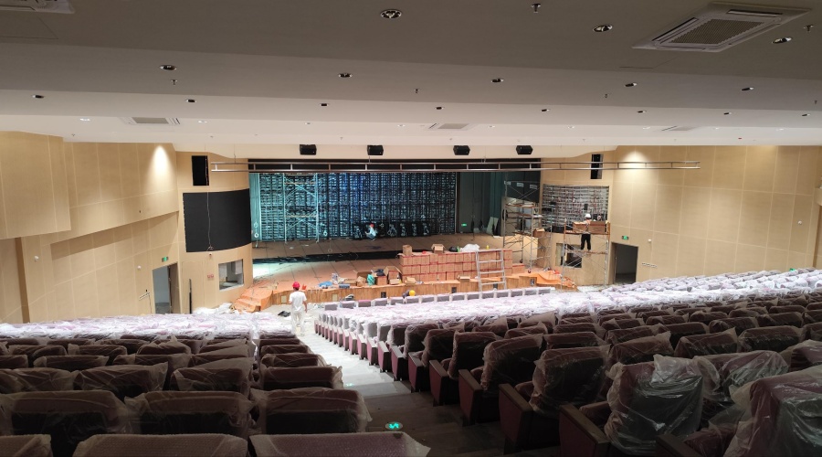 廣州黃埔會(huì)元中學(xué)GRG報(bào)告廳工程案例