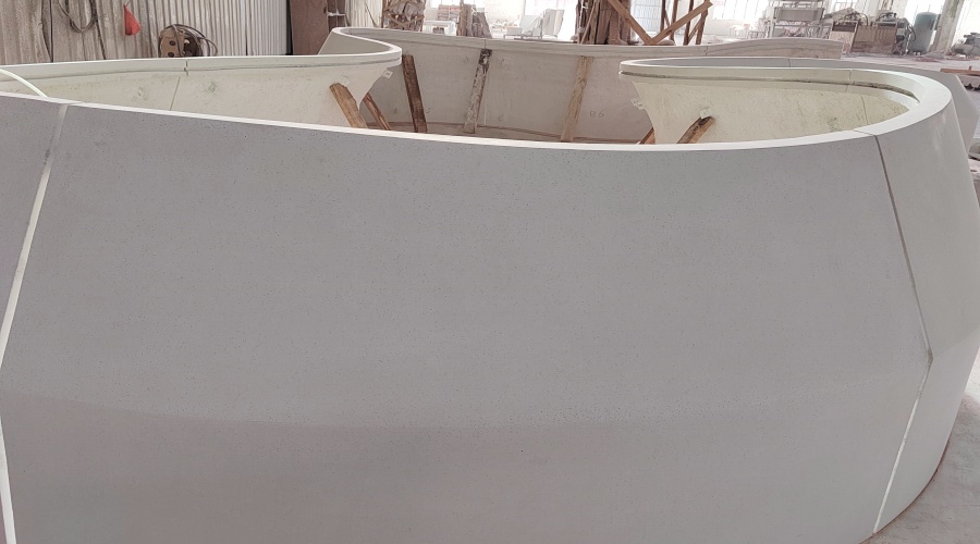 廣州天環(huán)廣場GRC水磨石坐凳工程案例