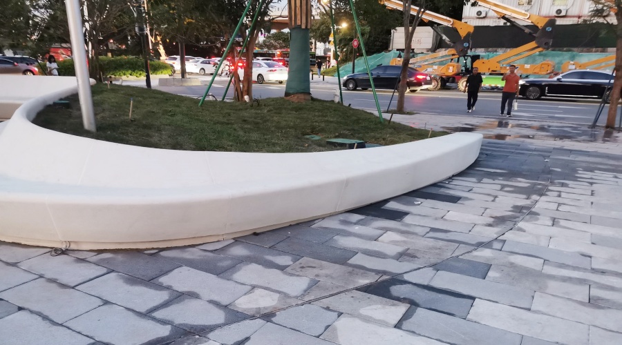 廣州海珠區琶洲展館GRC坐凳樹池工程案例 廣州海珠區琶洲展館GRC坐凳樹池工程案例